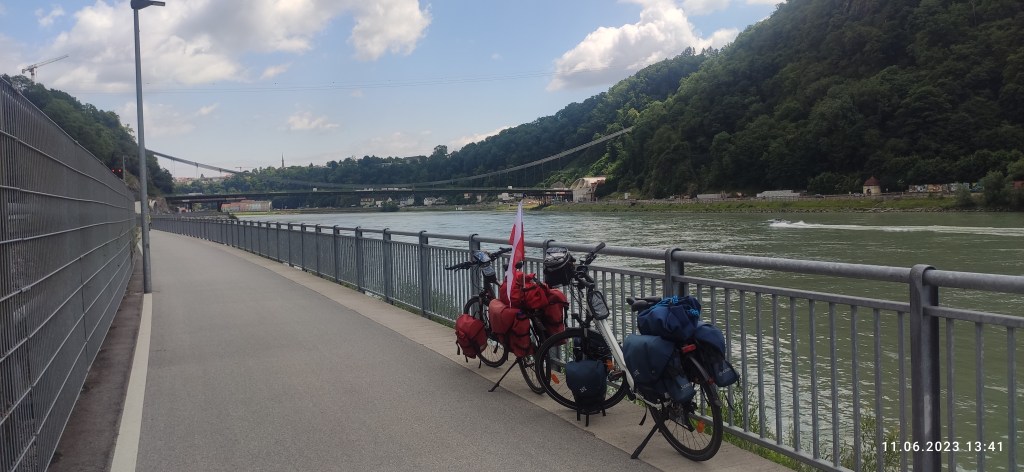 Nowy most który łączy dwa tunele